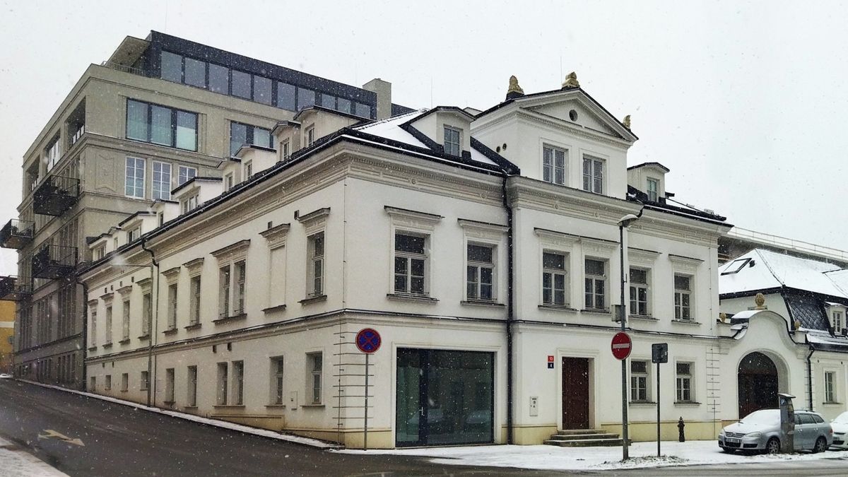 Slavná tiskárna, pak squat a ruina. Industriální perla Liberce se mění na byty